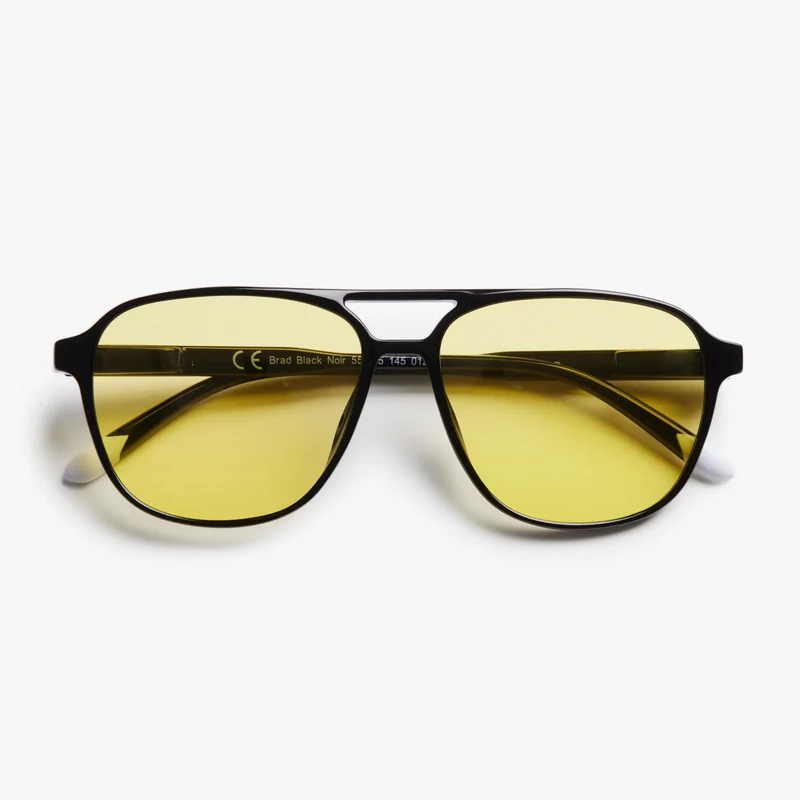 Brad Glossy Amber
